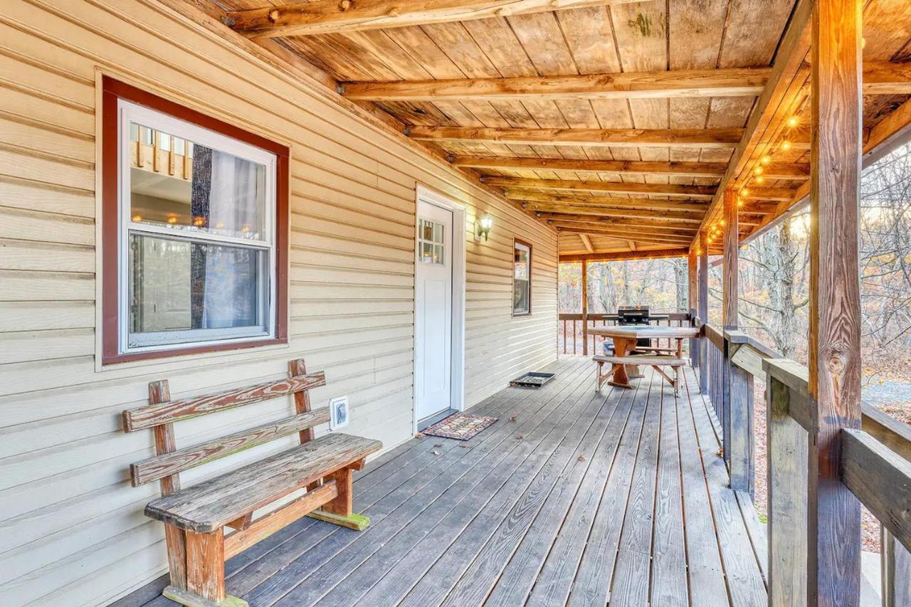Fun Home 4 Endless Enjoyment With Game Room & Hot Tub Long Pond Extérieur photo